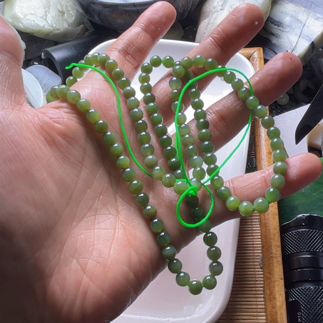 已***年和田玉（糖玉）未镶嵌挂件