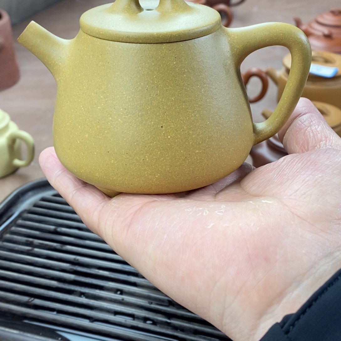 紫砂茶壶?**。紫砂壶高瓢