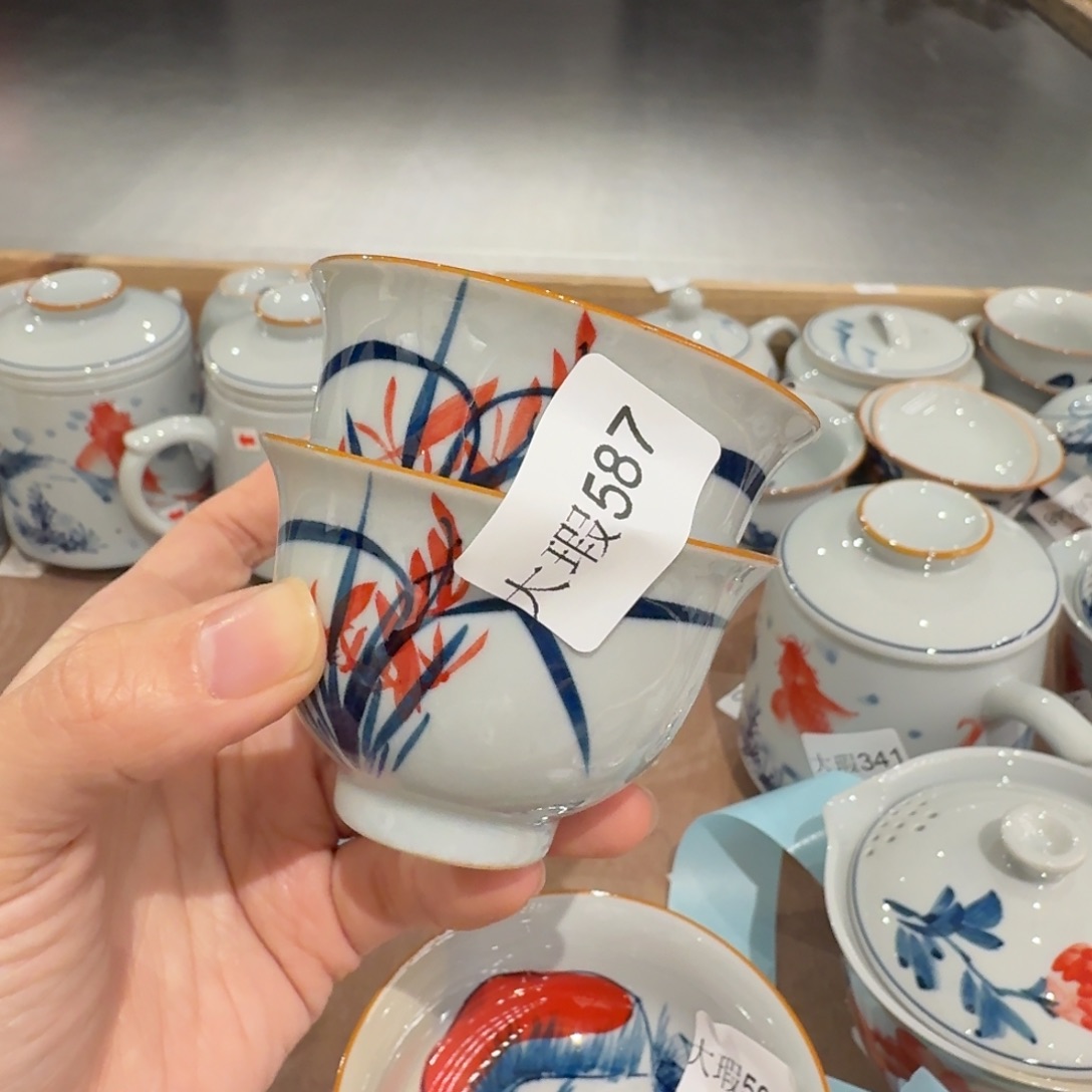 釉下手绘茶具微瑕