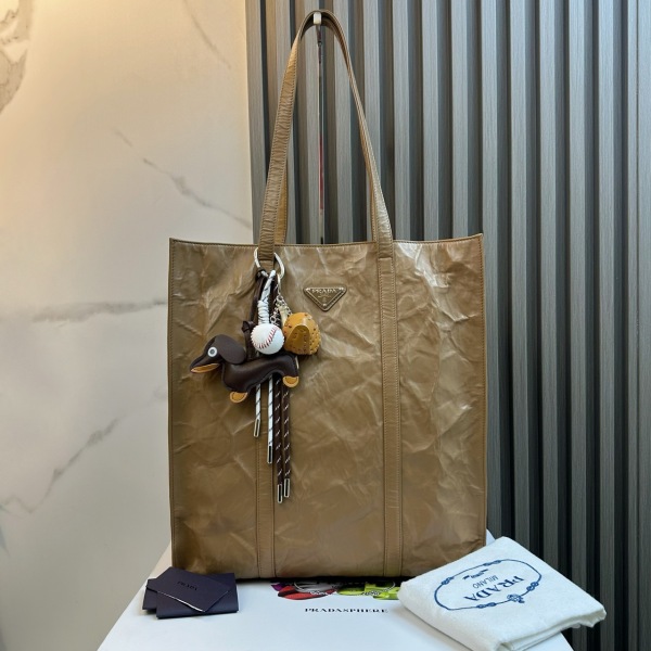 包包/普拉达/99新/250206QR0017