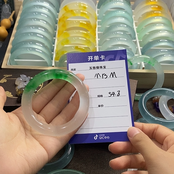 M***M直播一对一挑选链接