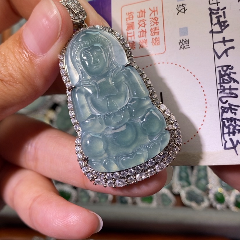 【闪购商品】翡翠未镶嵌颈饰天然
