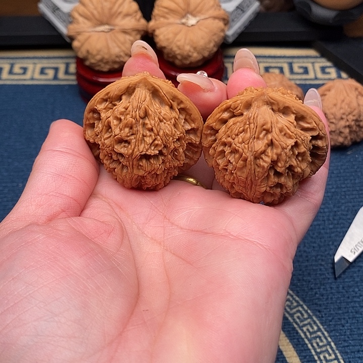 文玩核桃吊坠水龙微修41