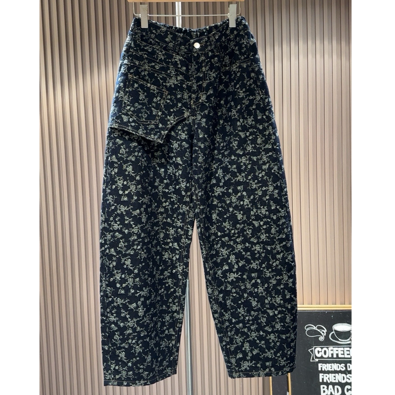 2025秋冬新款半松紧腰金丝刺绣提花复古碎花加厚牛仔裤女弯刀阔腿