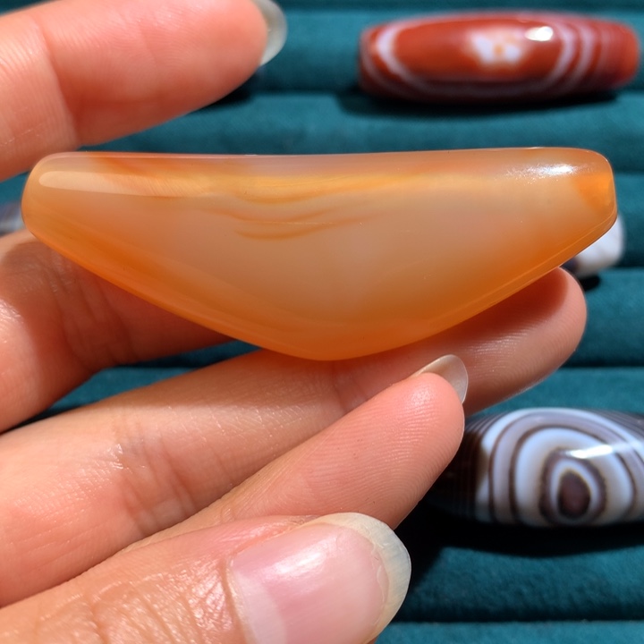 未镶嵌玛瑙/玉髓珠宝奇石