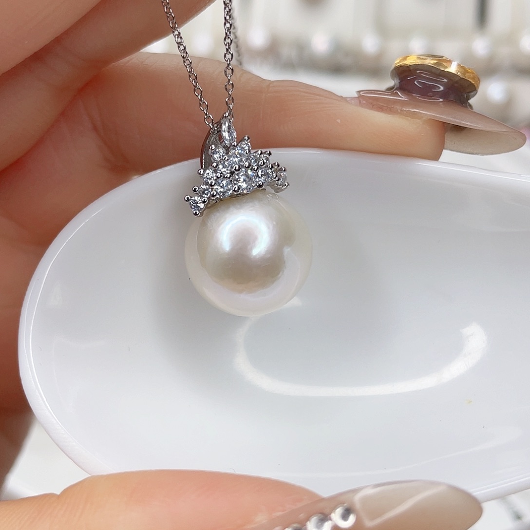 淡水珍珠吊坠(赠链)未镶嵌