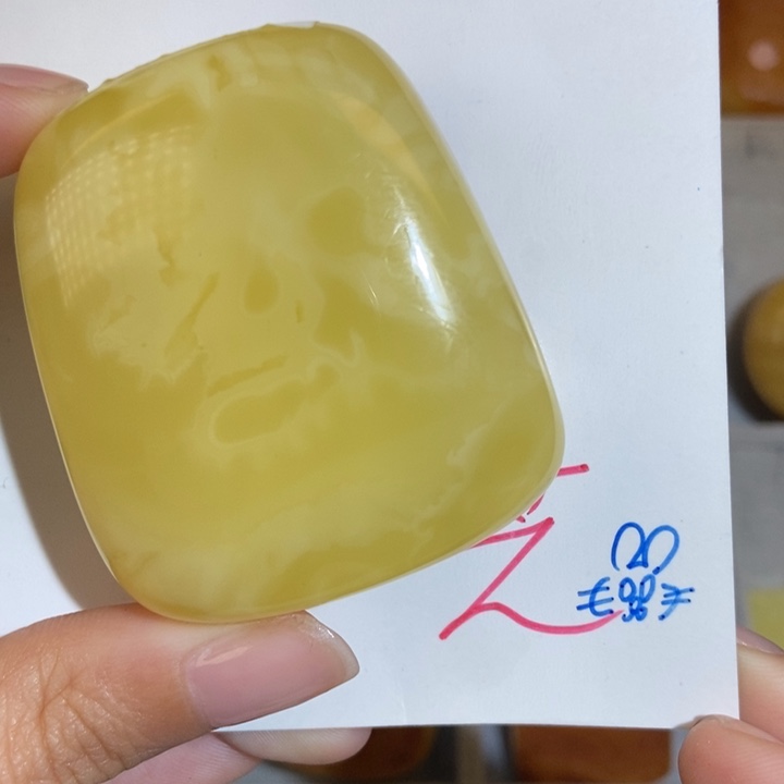 定制琥珀未镶嵌琥珀