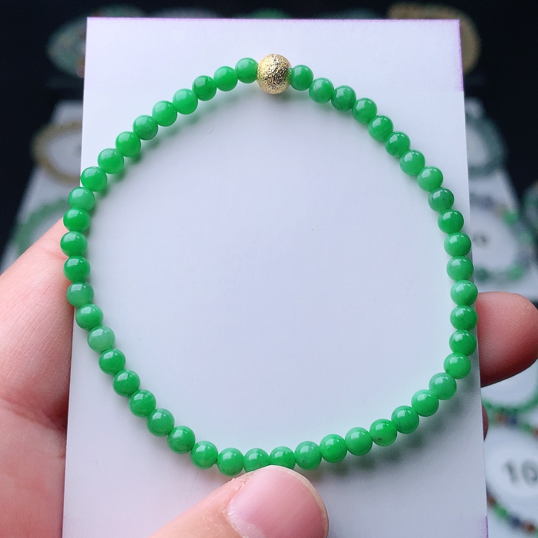 翡翠手串未镶嵌翡翠