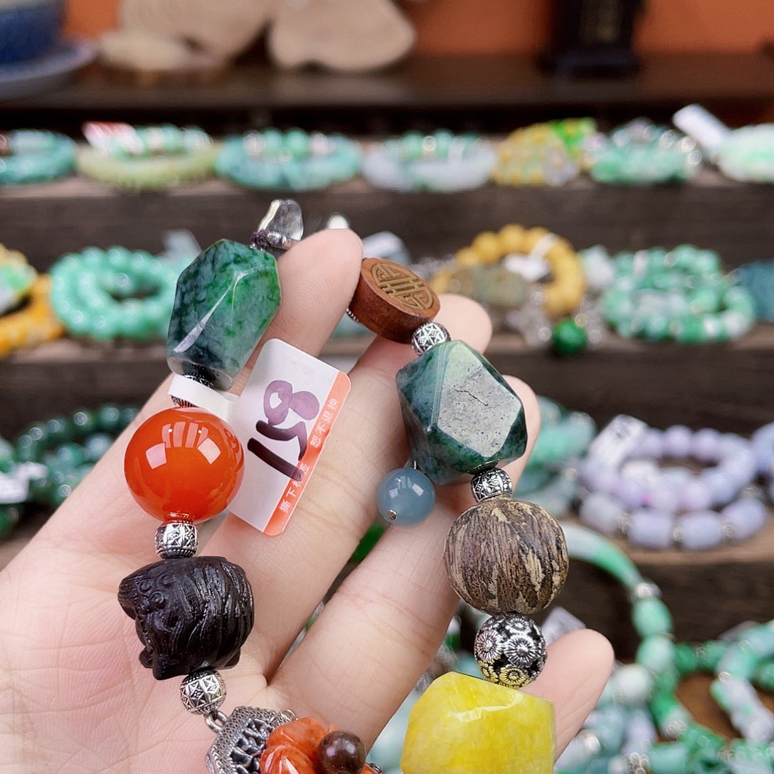 小***钱未镶嵌手链翡翠手链