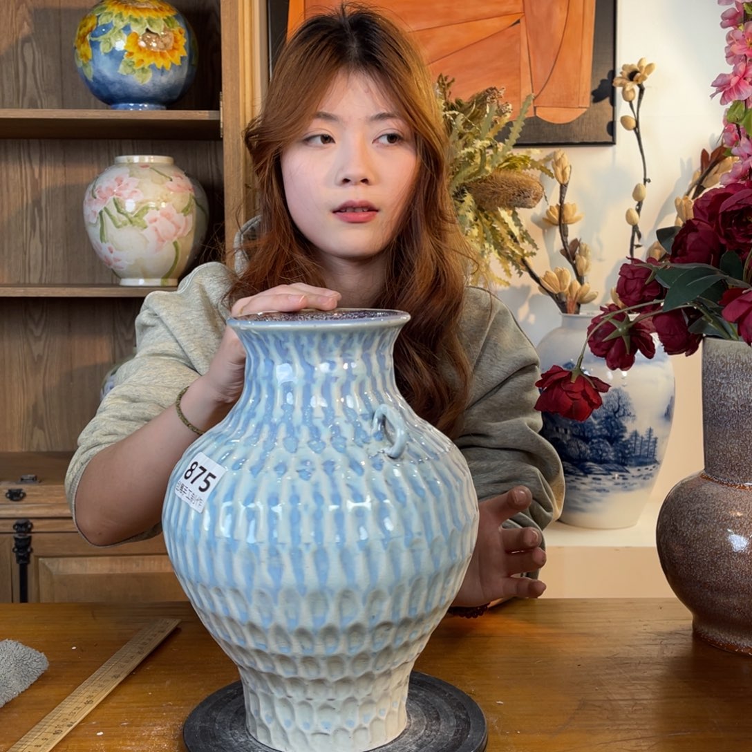 摆件陶瓷花瓶高27口8微瑕手指盘泥