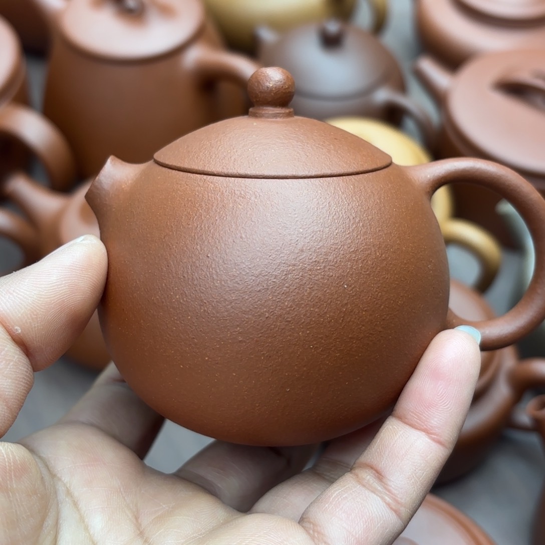 紫砂茶壶?***云红降坡西施150cc微瑕