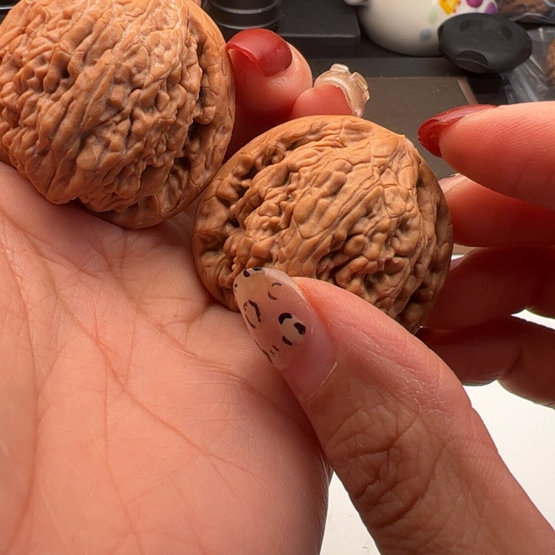 文玩核桃吊坠滢虎头王41