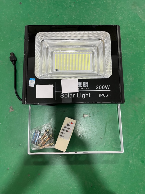 全铝材质品牌太阳能投光灯灯头420珠+铝合金光伏板整套含配件包