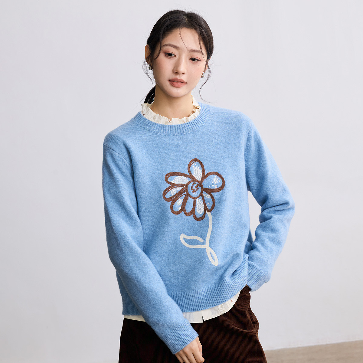 茵曼含羊毛撞色花朵套头毛衣女2025秋冬款温柔慵懒休闲圆领针织衫