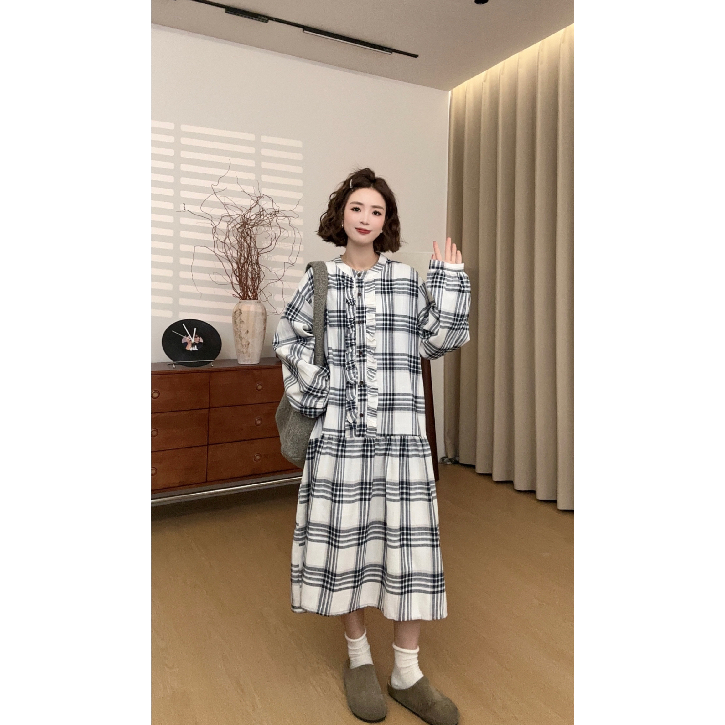 【张小九】日系文艺格子花边拼接百搭宽松显瘦中长款连衣裙Z2017