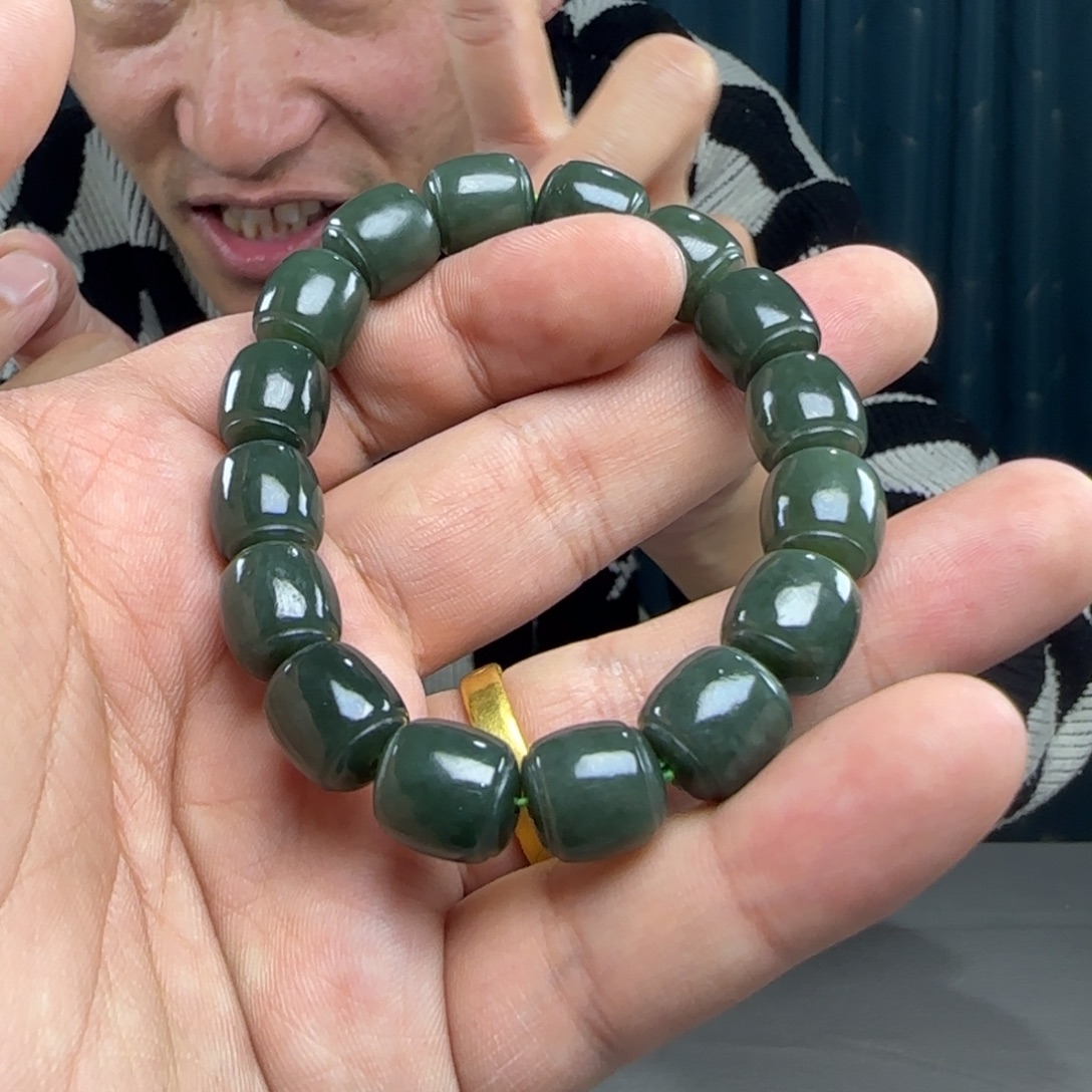 和田玉未镶嵌手串