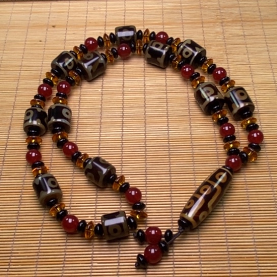 玛瑙/玉髓颈饰未镶嵌