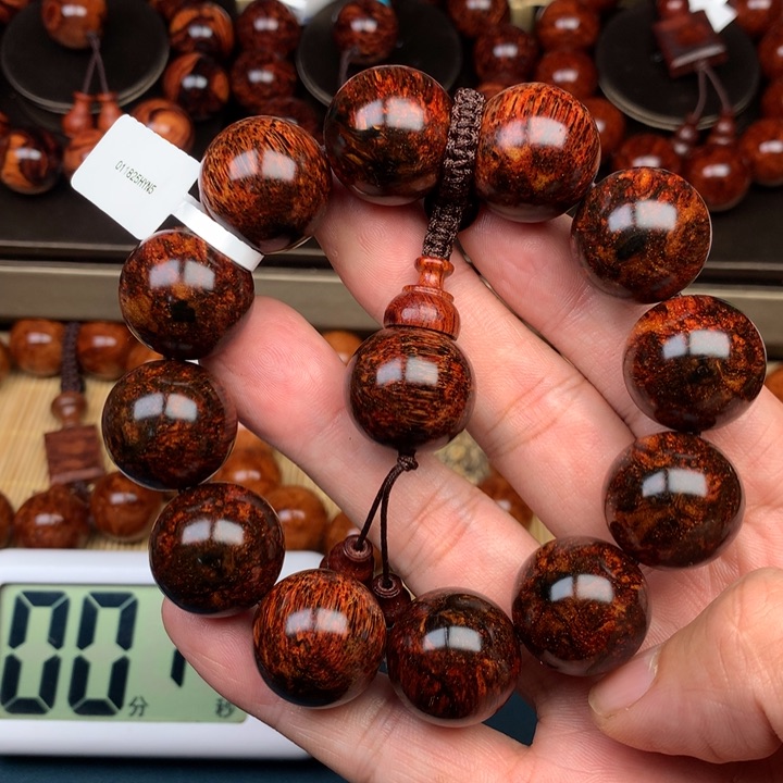 花梨木类顺**然黄花梨2.0F5