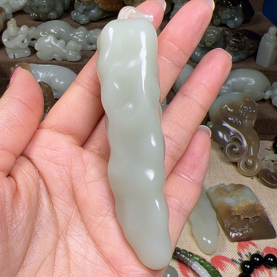 和田玉挂件未镶嵌