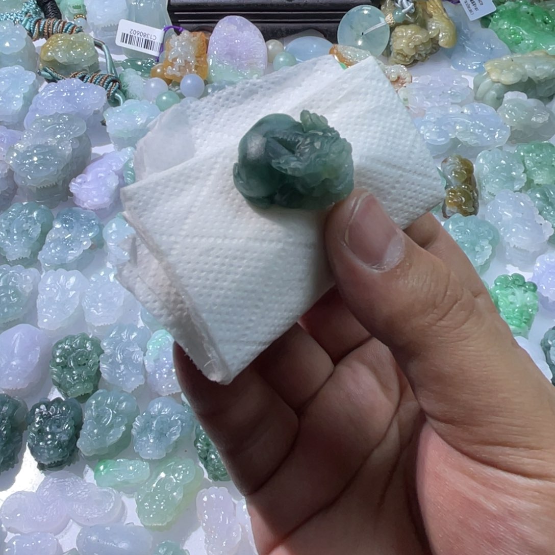 定制翡翠未镶嵌天然