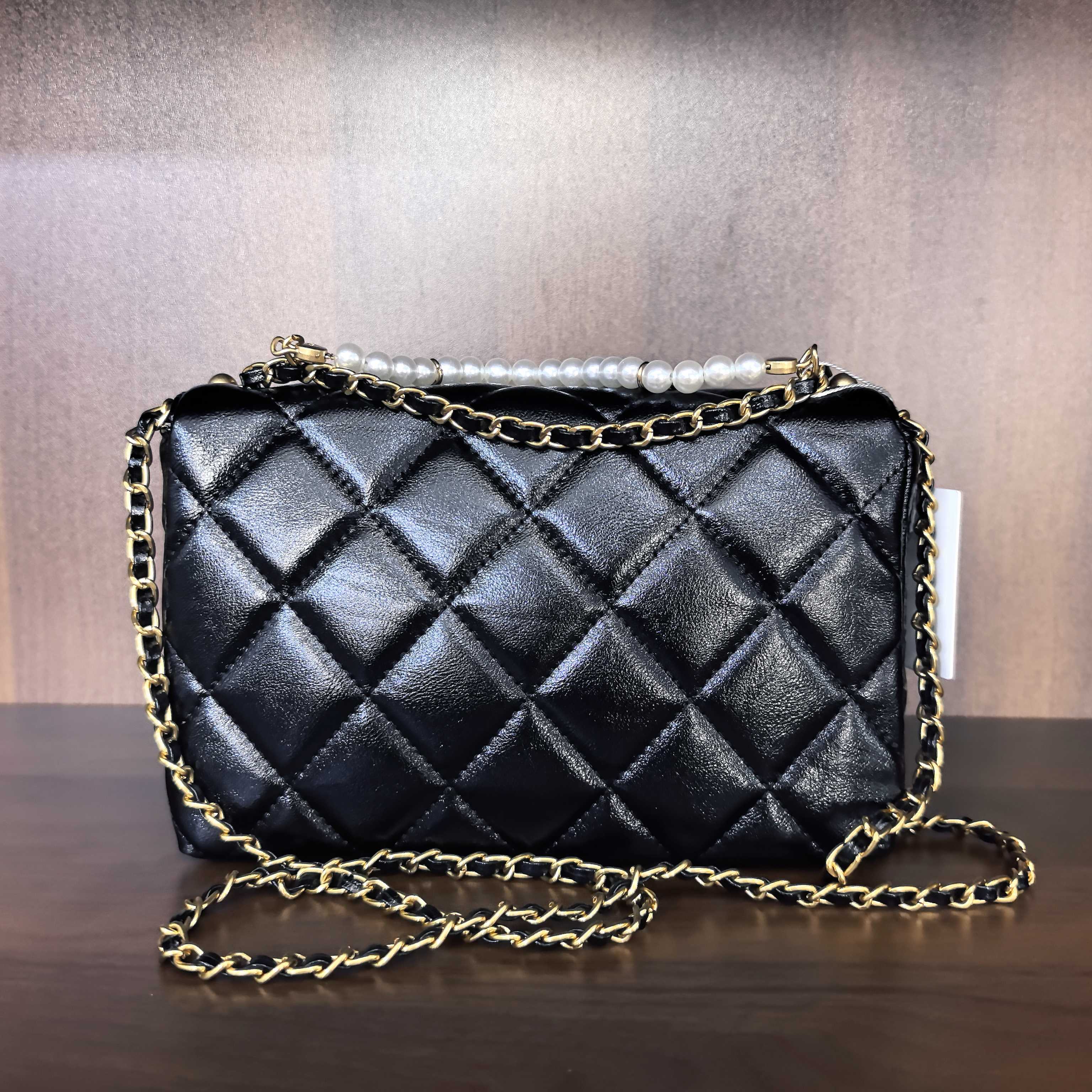 薇薇手工真皮包1029-22-黑色-长22x高15-刘海珍珠香A57