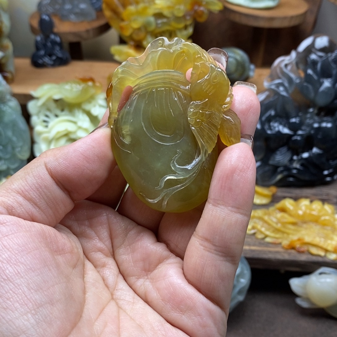 灵***灵蛇纹石玉未镶嵌吊坠(赠链)