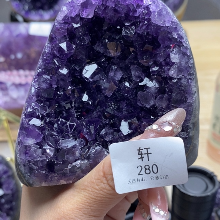 未镶嵌紫晶大型摆件（非配饰）