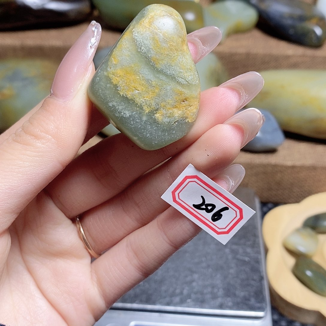 未镶嵌和田玉挂件206
