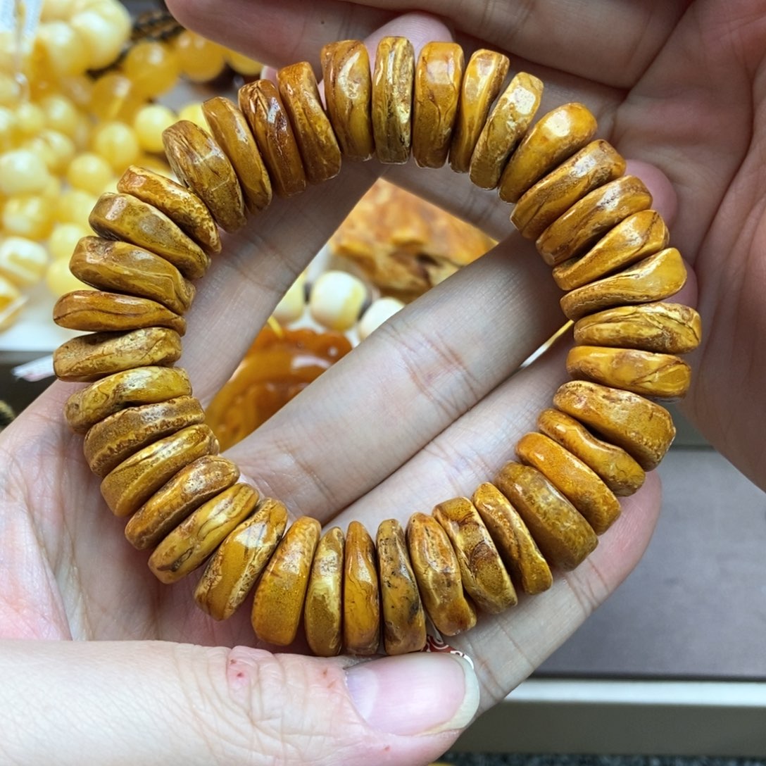 琥珀珠宝奇石未镶嵌18