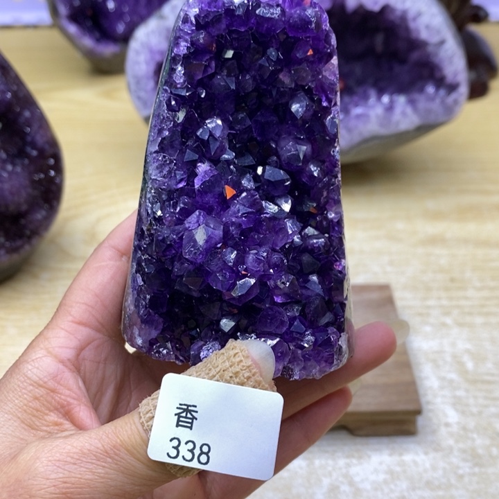 水晶大型摆件（非配饰）未镶嵌