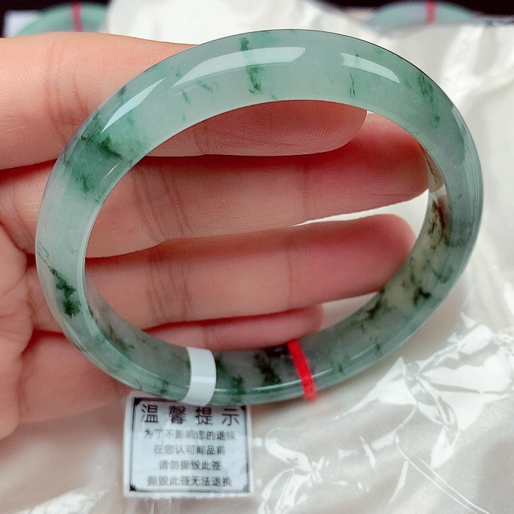翡翠未镶嵌手镯62～63冰飘花手镯