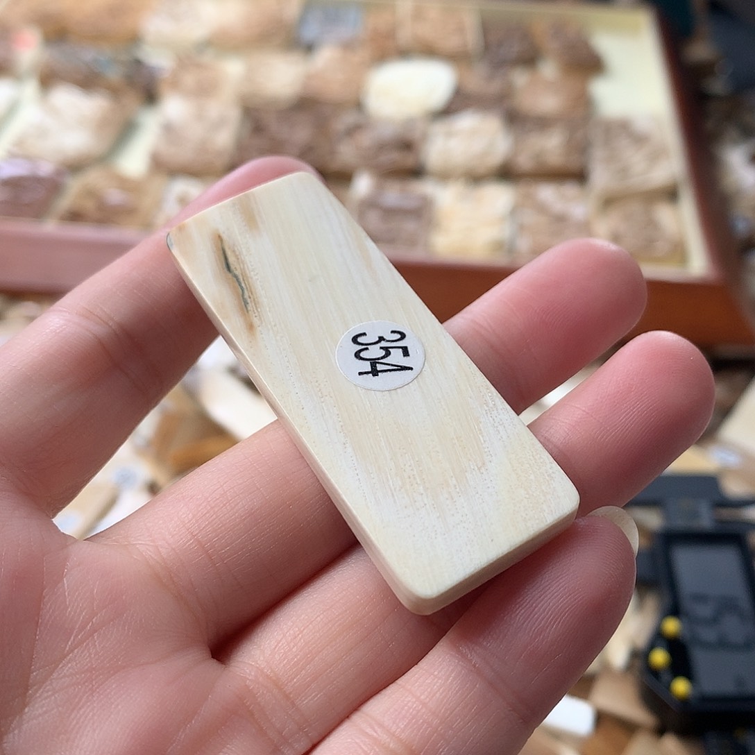 泥塑不打孔联系客服