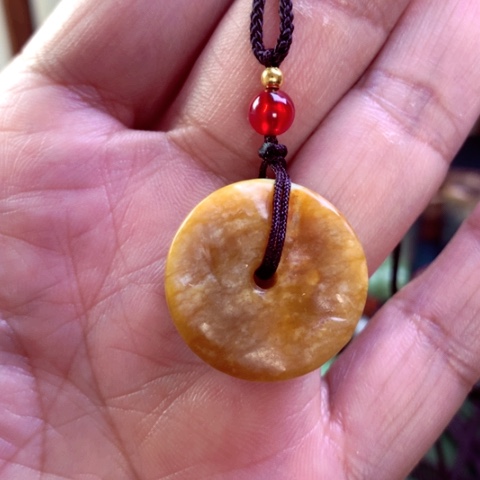 岫岩河磨玉（透闪石质玉）颈饰未镶嵌