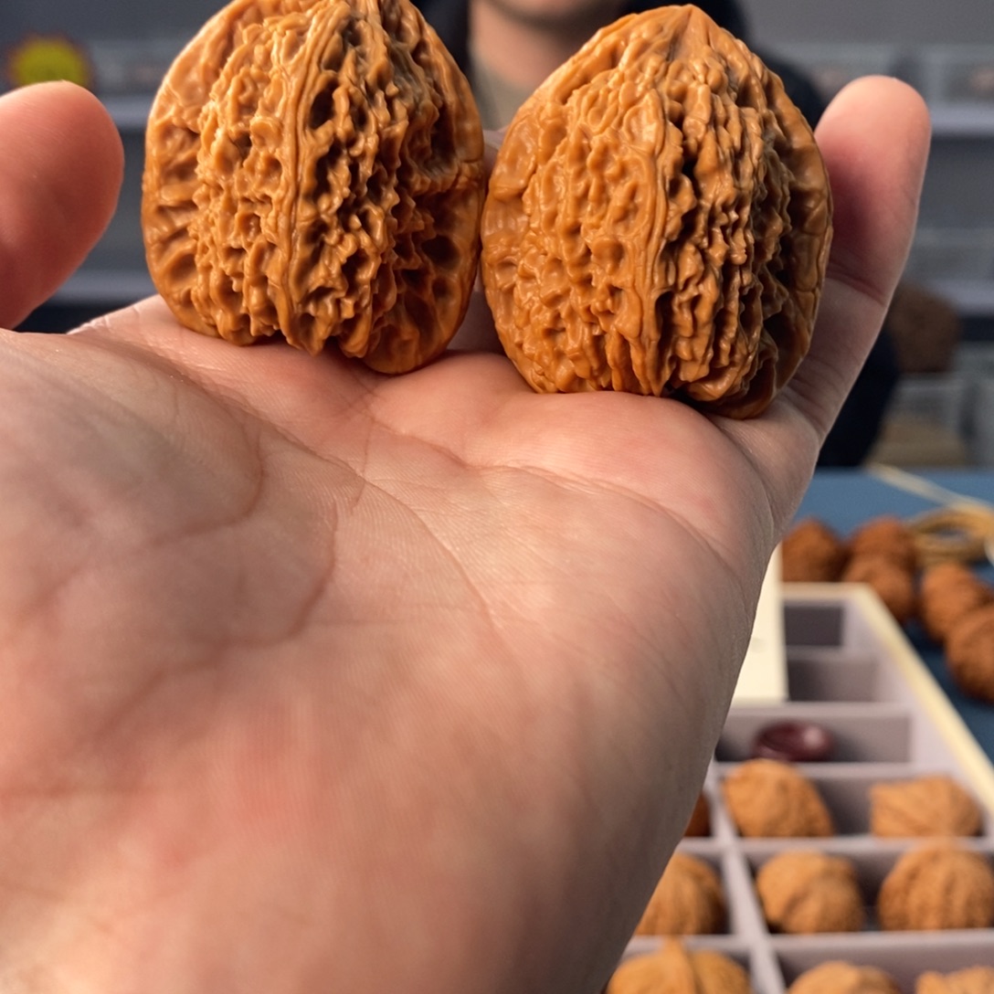 文玩核桃把件全品逐鹿一代高炮凹底南疆石41