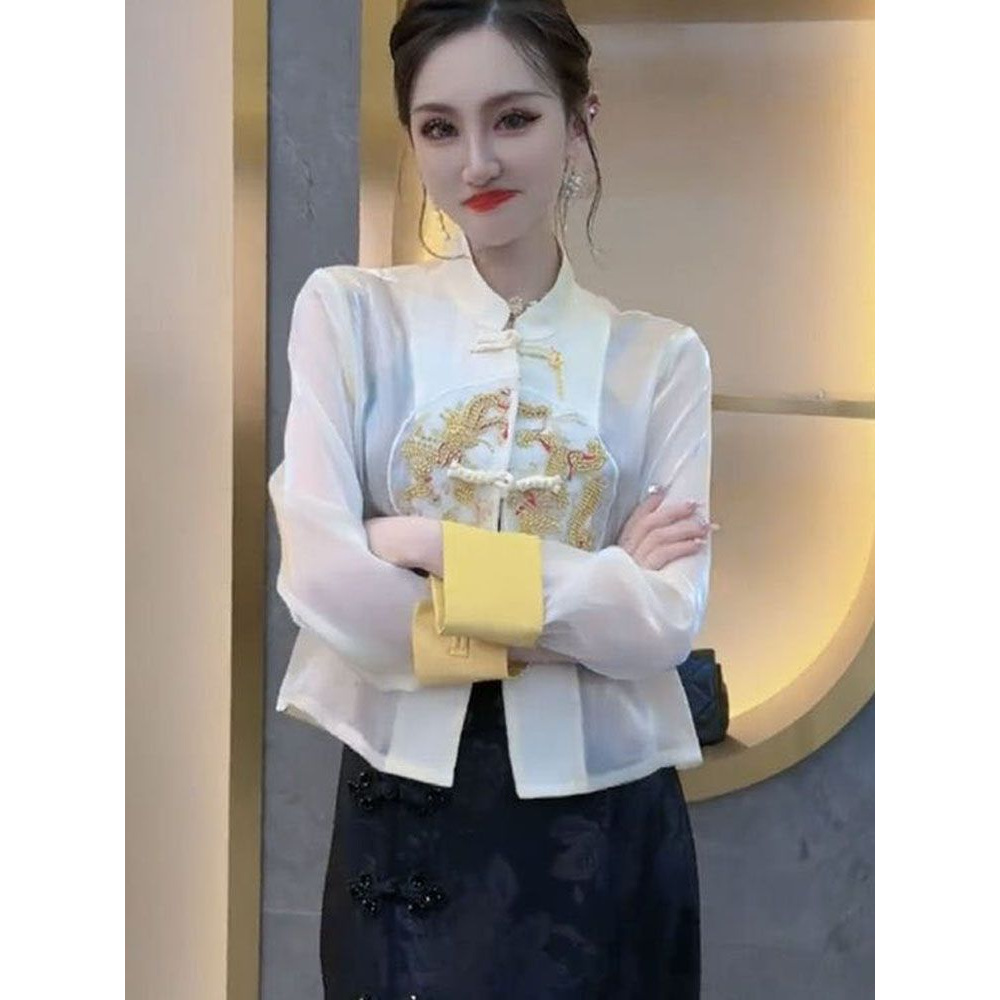 2025年春季网红新款时尚休闲洋气新中式国风刺绣盘扣防晒气质外套
