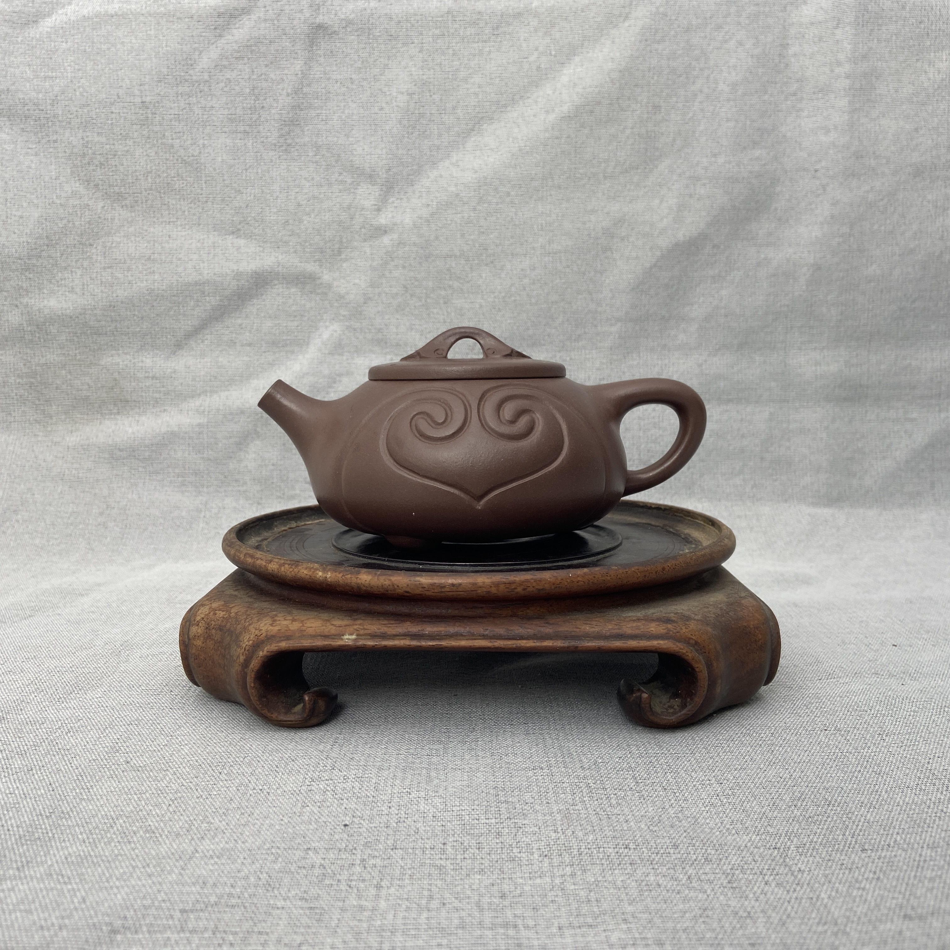 宜兴手工紫砂陶 茶壶GS3498-22