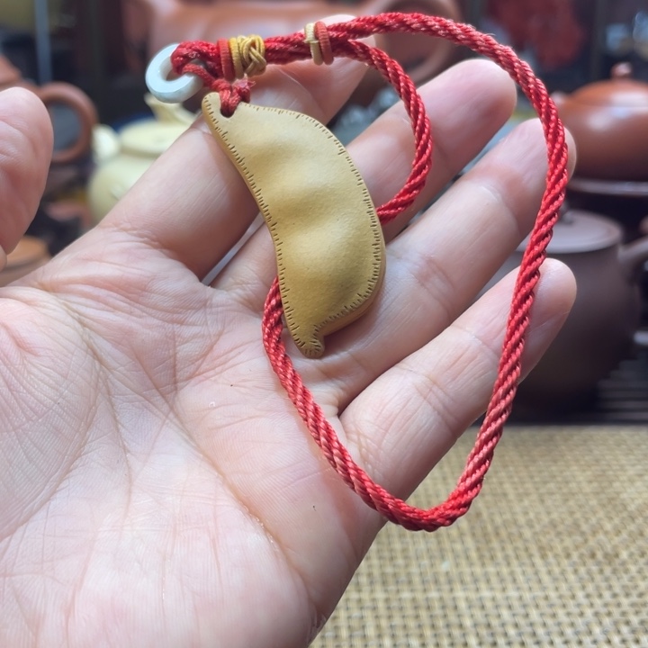 茶壶紫砂段泥荷兰豆手把玩件