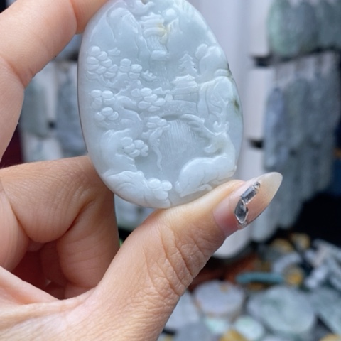 翡翠颈饰未镶嵌翡翠