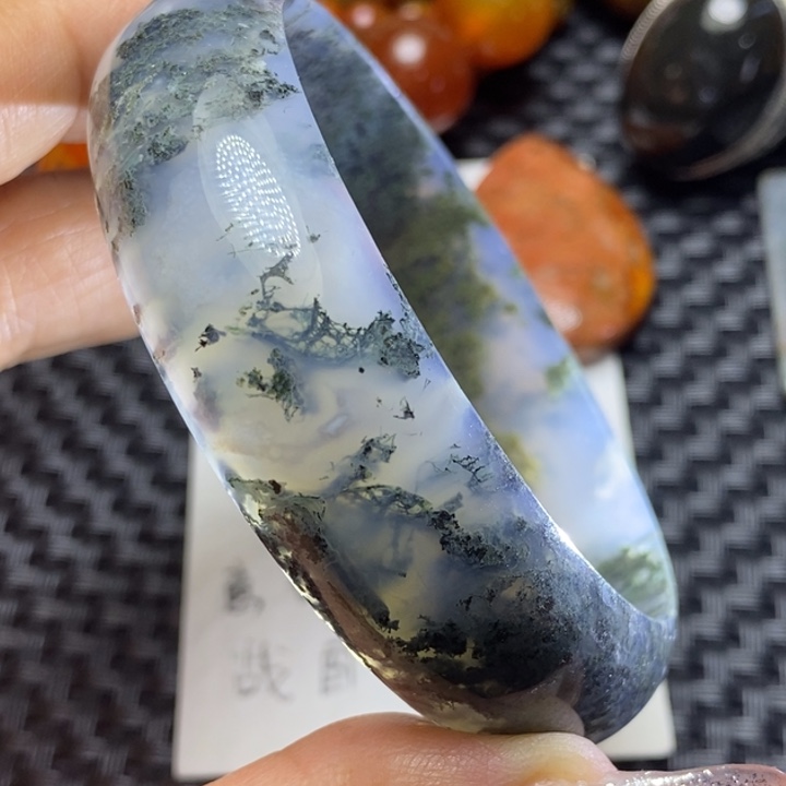 玛瑙/玉髓颈饰未镶嵌猫**鱼