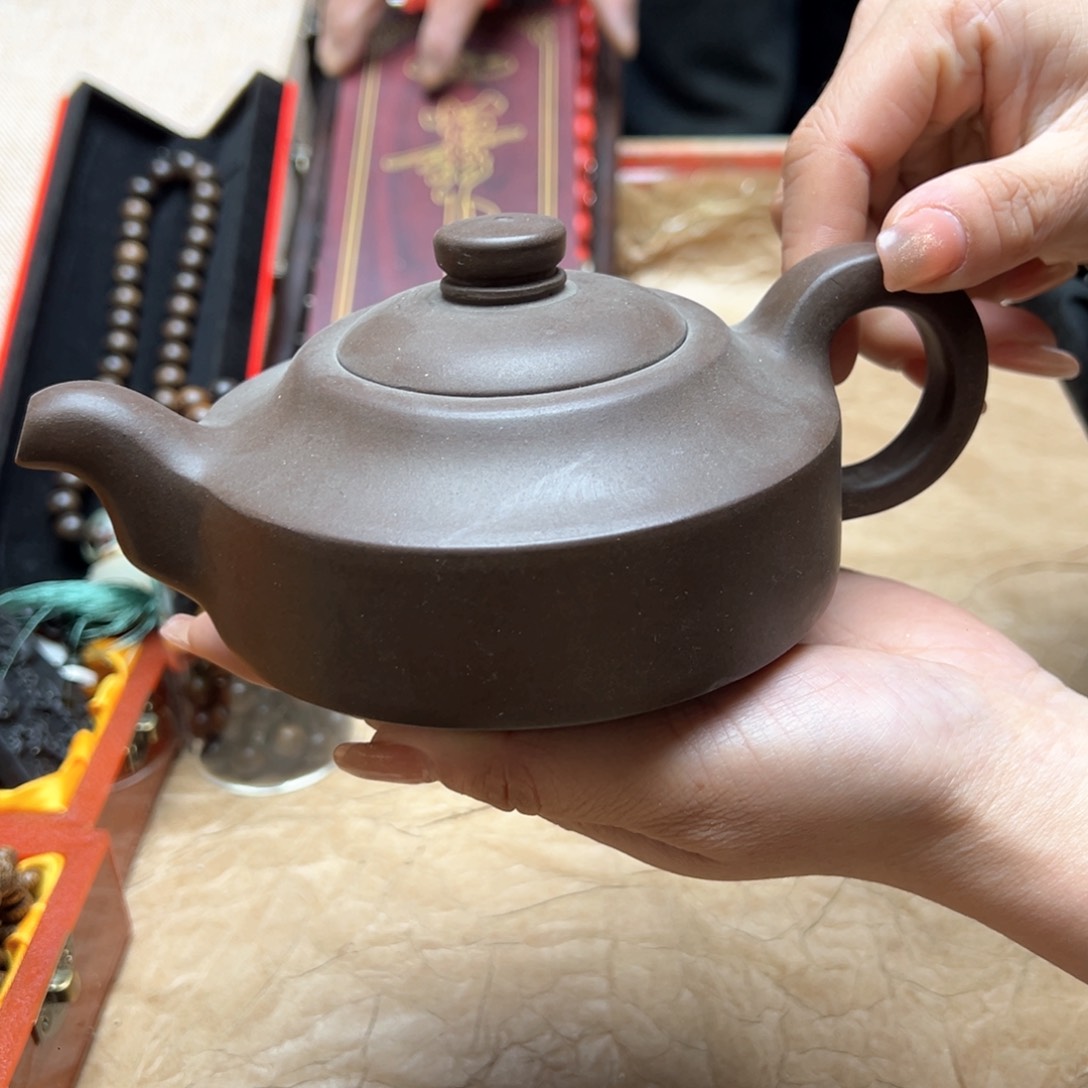 大叶紫檀（黑酸枝木类）