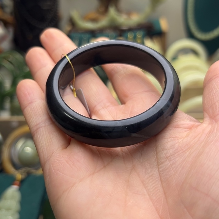 和田玉手镯未镶嵌50.8圈围8245