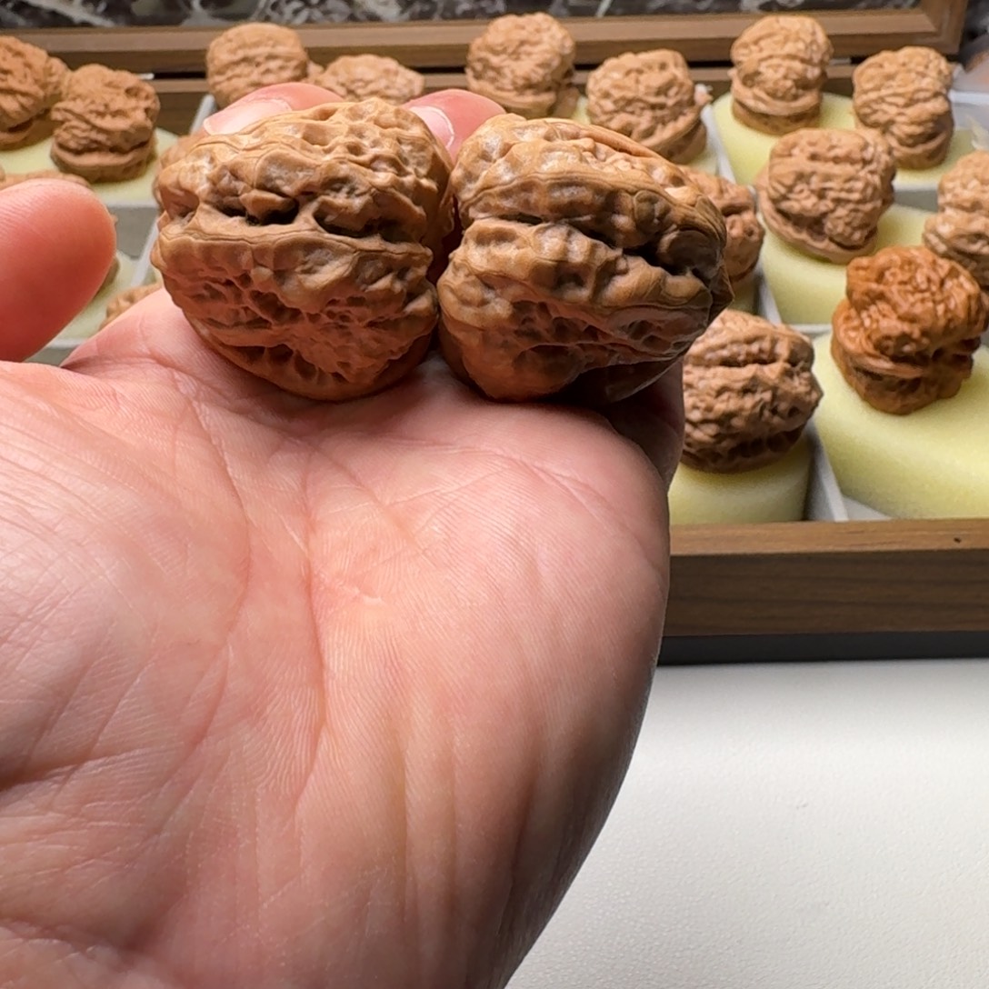 喝***.桃核吊坠延庆蛤蟆头