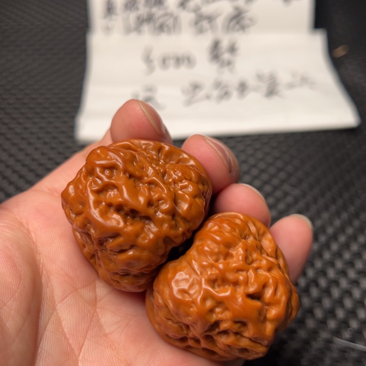 文玩核桃吊坠40蛤蟆头20