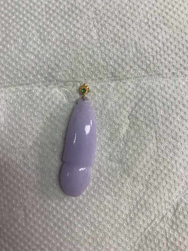 玉如军意翡翠珠宝