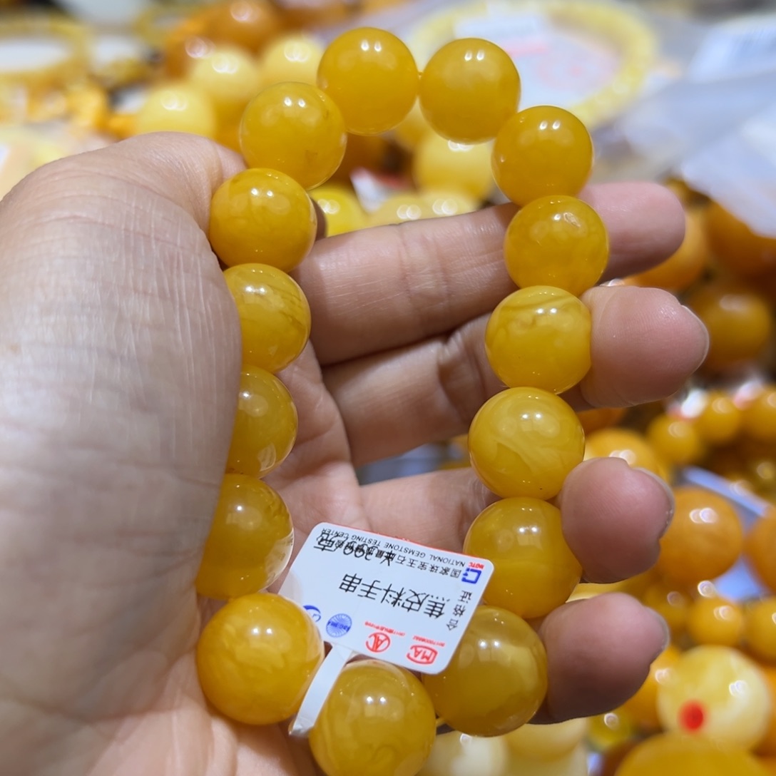 琥珀珠宝奇石未镶嵌