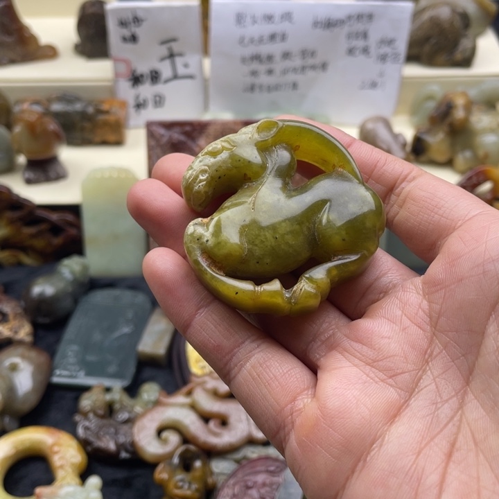 蛇纹石玉颈饰未镶嵌199