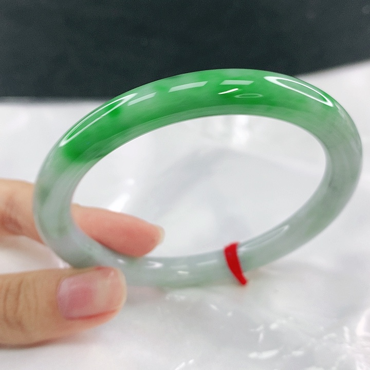 翡翠未镶嵌手镯圈61、85052