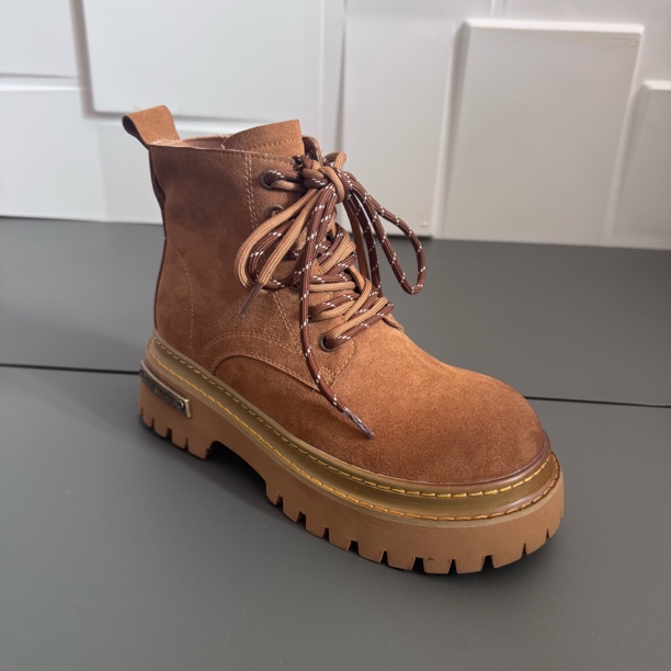 冬季新款擦色马丁靴女时尚百搭休闲厚底短靴系带复古英伦风