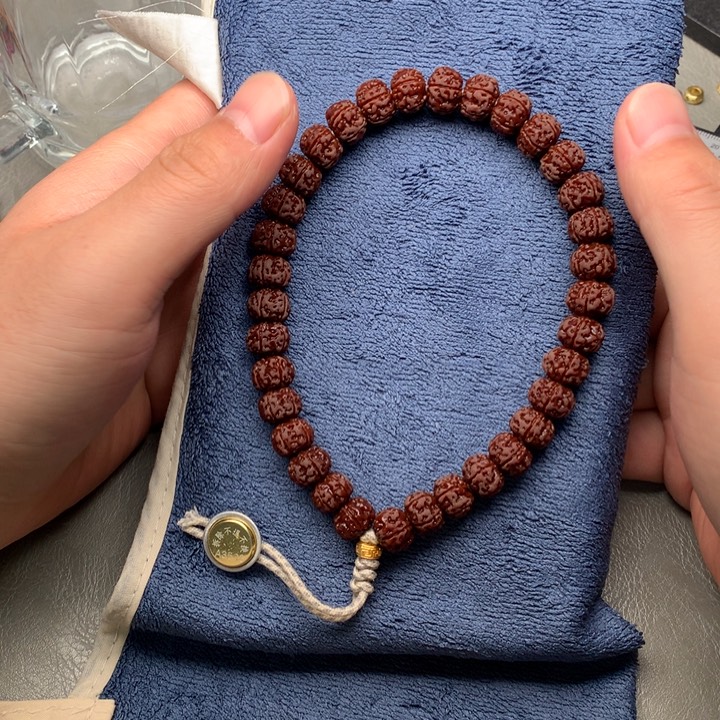 像***由吊坠金刚菩提老树王