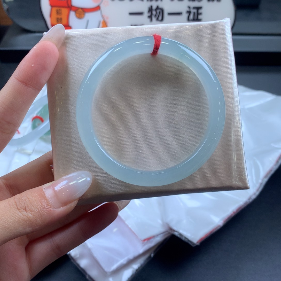 翡翠未镶嵌手镯53圈口